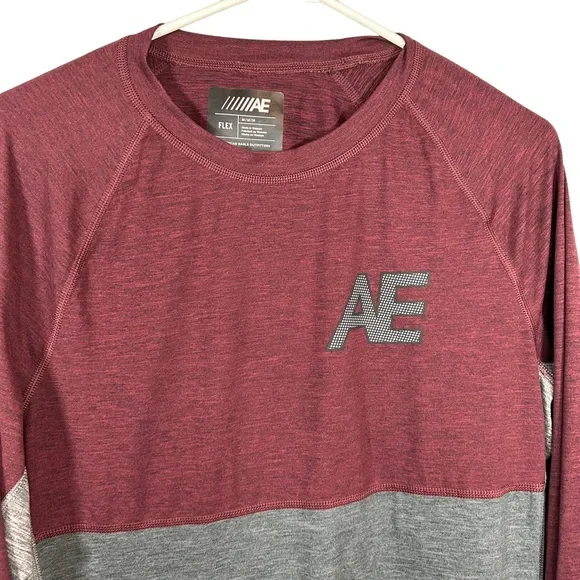 American Eagle Mens Flex Shirt Size MED Maroon Gray Active Stretch Long Sleeve - Picture 3 of 8